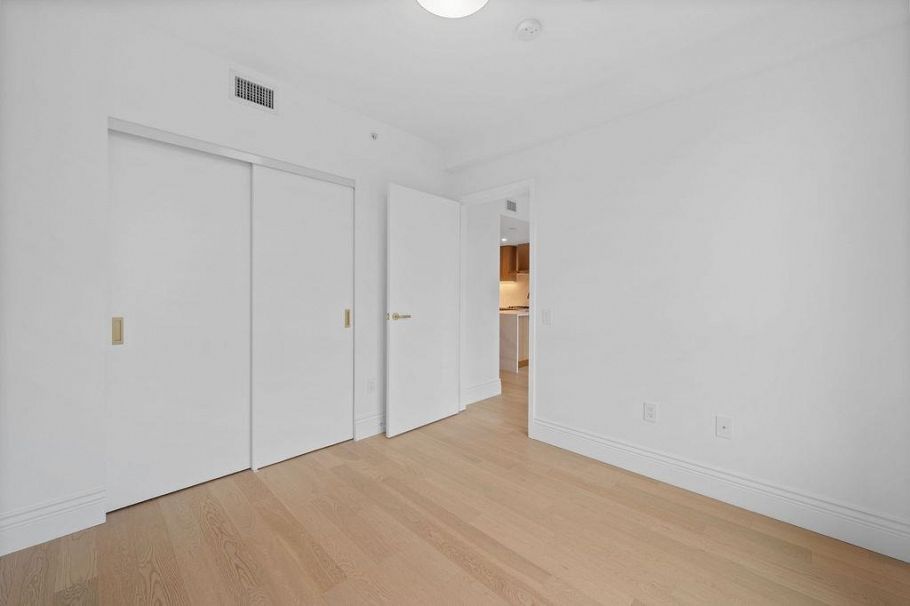 307 2096 W 47th Avenue Vancouver, BC - 23