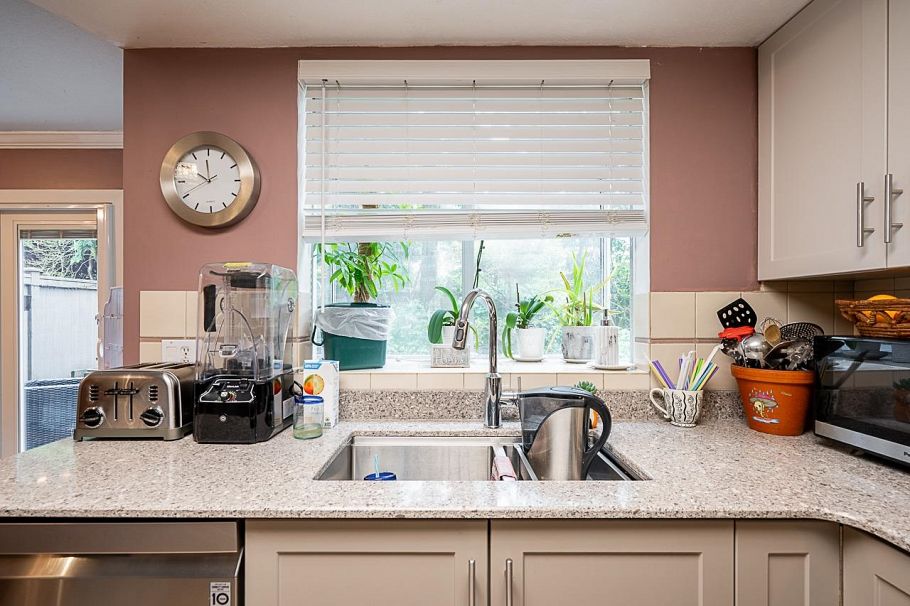 2952 Mt Seymour Parkway Vancouver, BC - 18