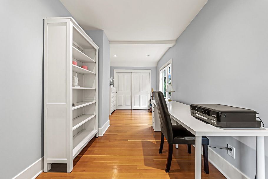 5790 Alma Street Vancouver, BC - 24