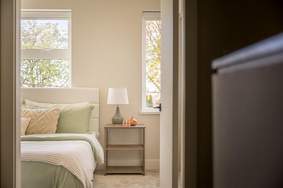 135 W 41st Avenue Vancouver, BC - 9