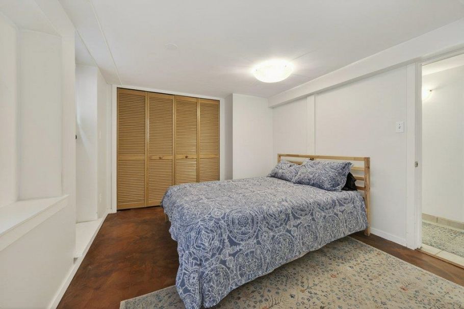 2274 E 7th Avenue Vancouver, BC - 25