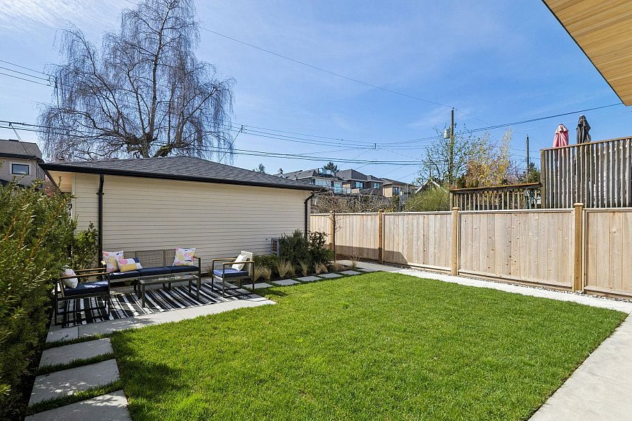 2 3648 West 20th Avenue Vancouver, BC - 38