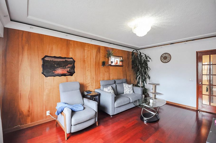 3156 Adanac Street Vancouver, BC - 31