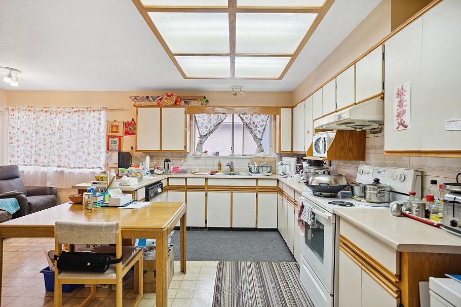 612 E 3rd Street North Vancouver, BC - 8