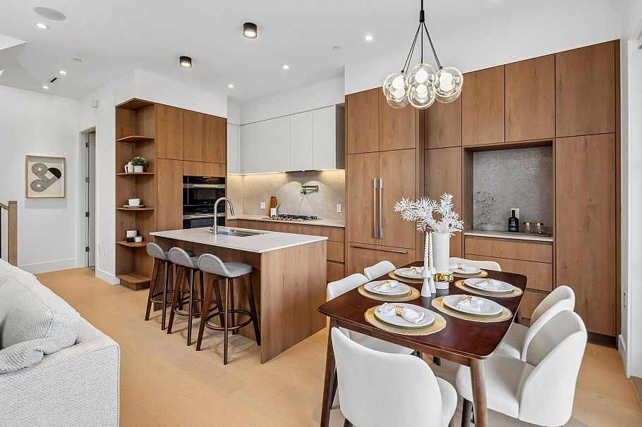 1 3642 West 20th Avenue Vancouver, BC - 8