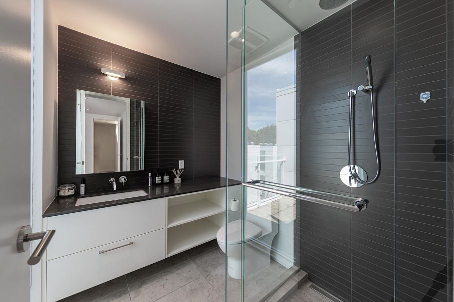 2216 Willow Street Vancouver, BC - 19