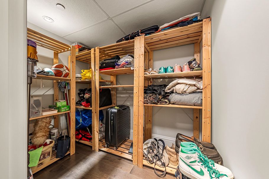 205 2035 W 4th Avenue Vancouver, BC - 14