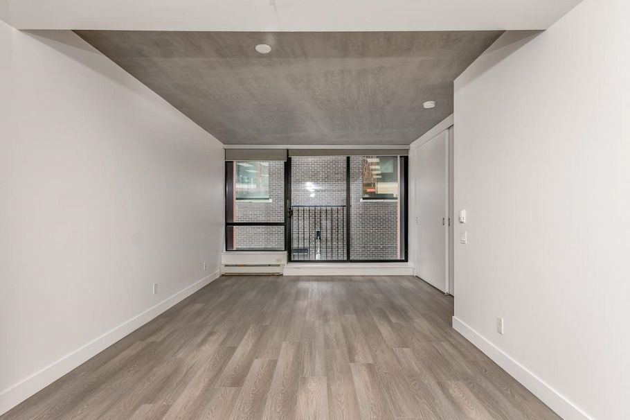 204 128 W Cordova Street Vancouver, BC - 9