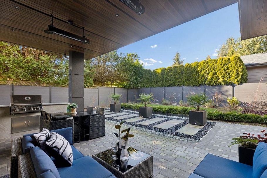 1200 Bedford Court North Vancouver, BC - 35