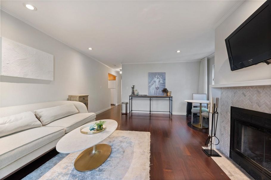 104 925 W 15th Avenue Vancouver, BC - 9