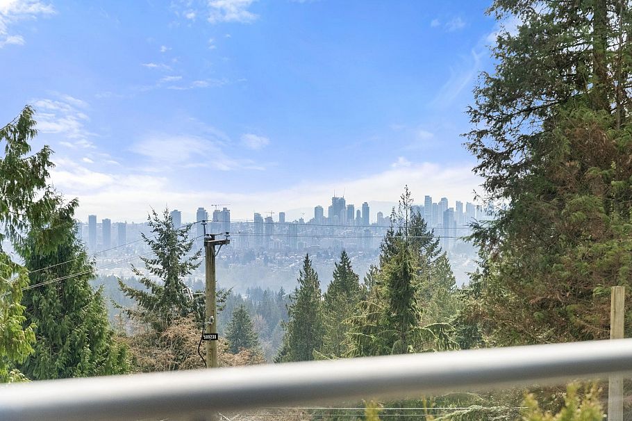 4515 Meadowbank Close North Vancouver, BC - 33