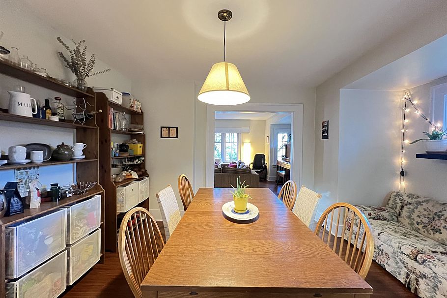 2080 W 33rd Avenue Vancouver, BC - 13