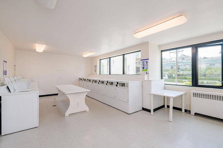 1403 1330 Harwood Street Vancouver, BC - 14