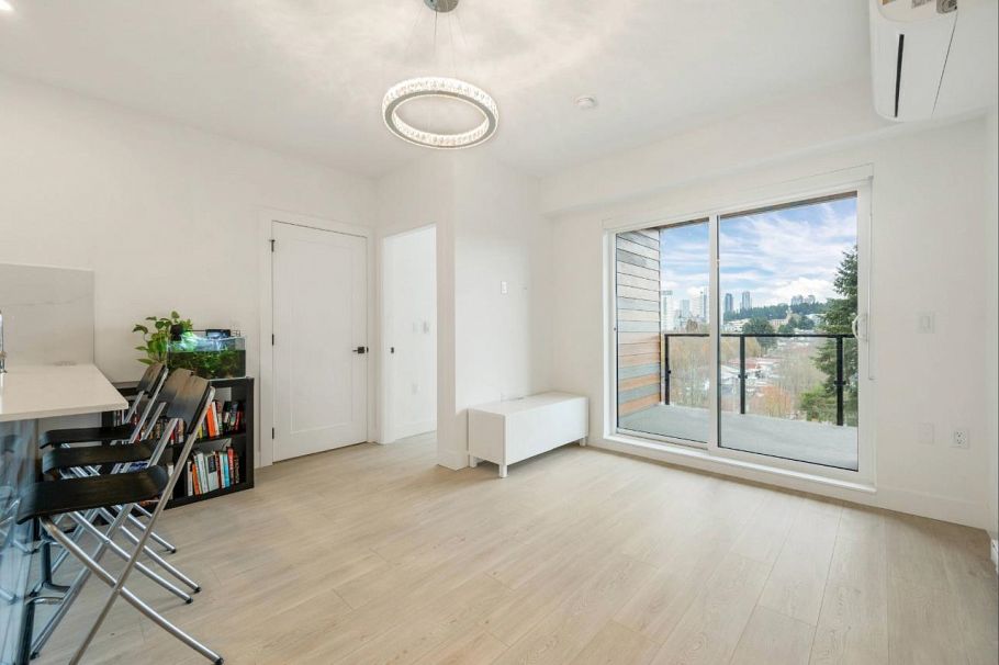 601 5399 Joyce Street Vancouver, BC - 5