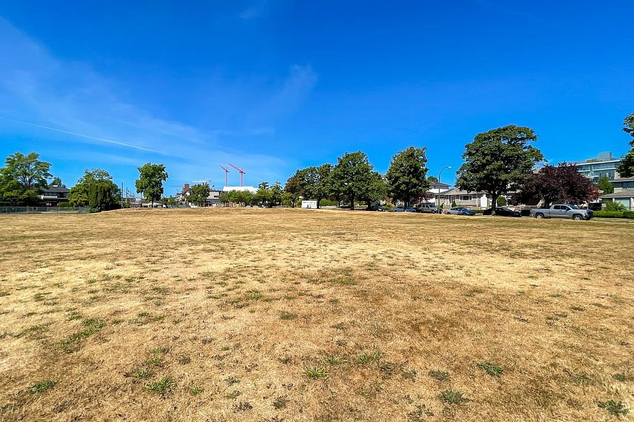 219 W 42nd Avenue Vancouver, BC - 31