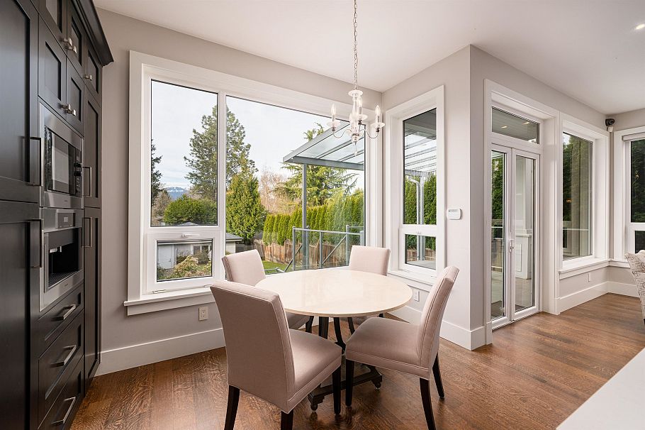 4341 W 3rd Avenue Vancouver, BC - 20