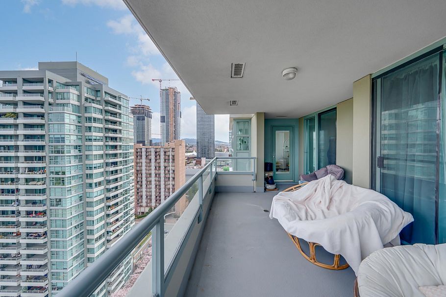 2105 4398 Buchanan Street Burnaby, BC - 23