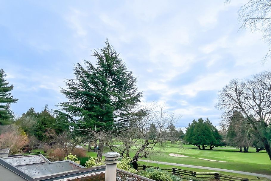 326 Greensboro Place Vancouver, BC - 2