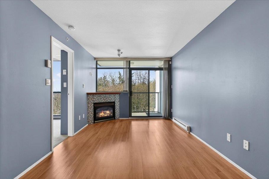 909 2733 Chandlery Place Vancouver, BC - 3