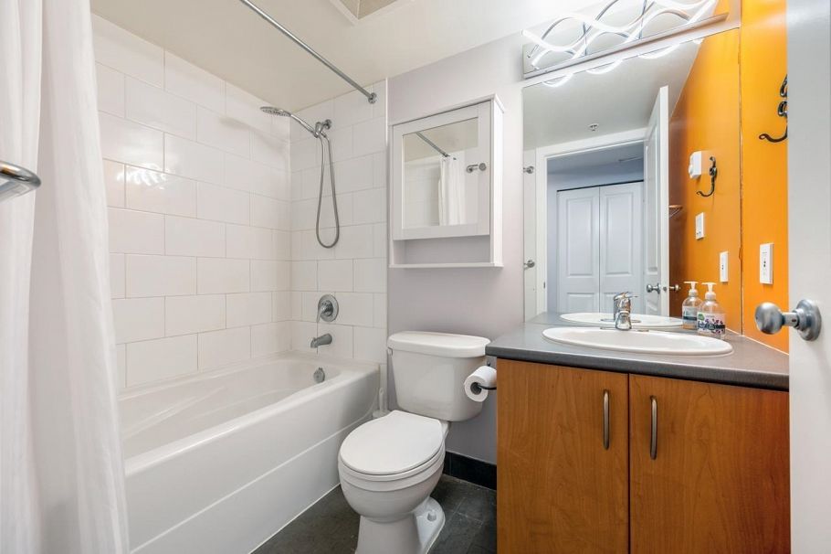 311 1295 RICHARDS STREET, Vancouver BC V6B 1B7 Vancouver, BC - 8