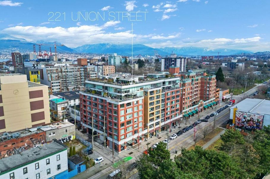 213 221 Union Street Vancouver, BC - 28