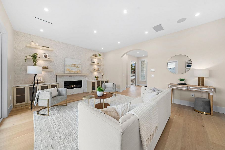 361 E 22nd Street North Vancouver, BC - 15