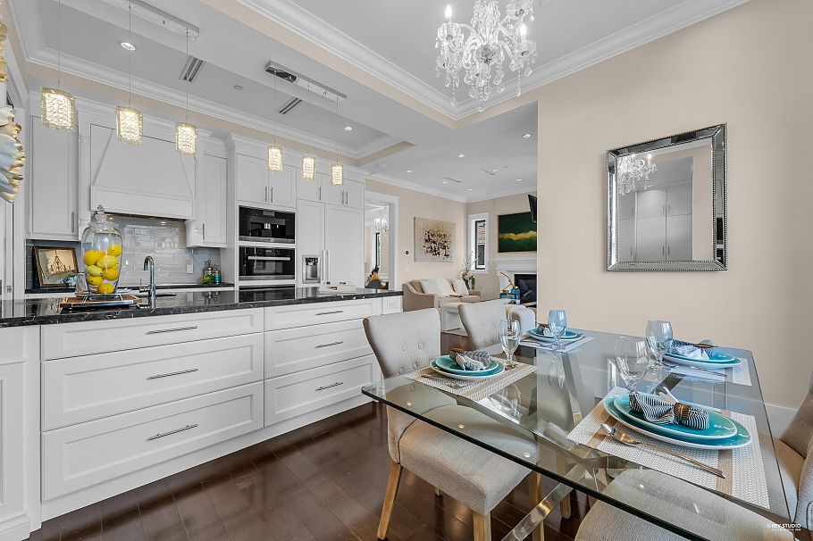 2149 W 46th Avenue Vancouver, BC - 7