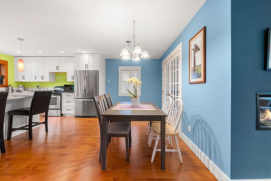 1085 Edgewood Road North Vancouver, BC - 9