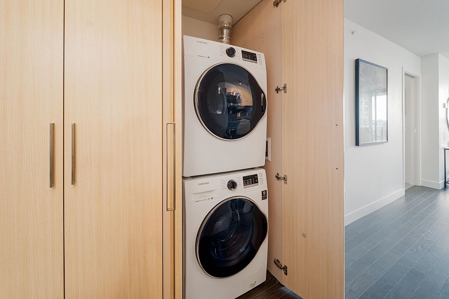 1703 1325 Rolston Street Vancouver, BC - 15