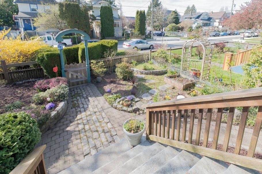 1610 Salsbury Drive Vancouver, BC - 38