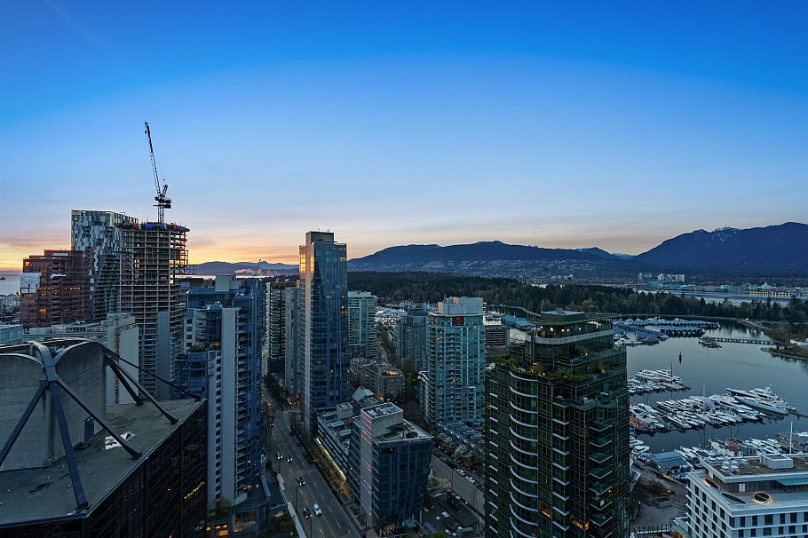 3601 1328 W Pender Street Vancouver, BC - 33