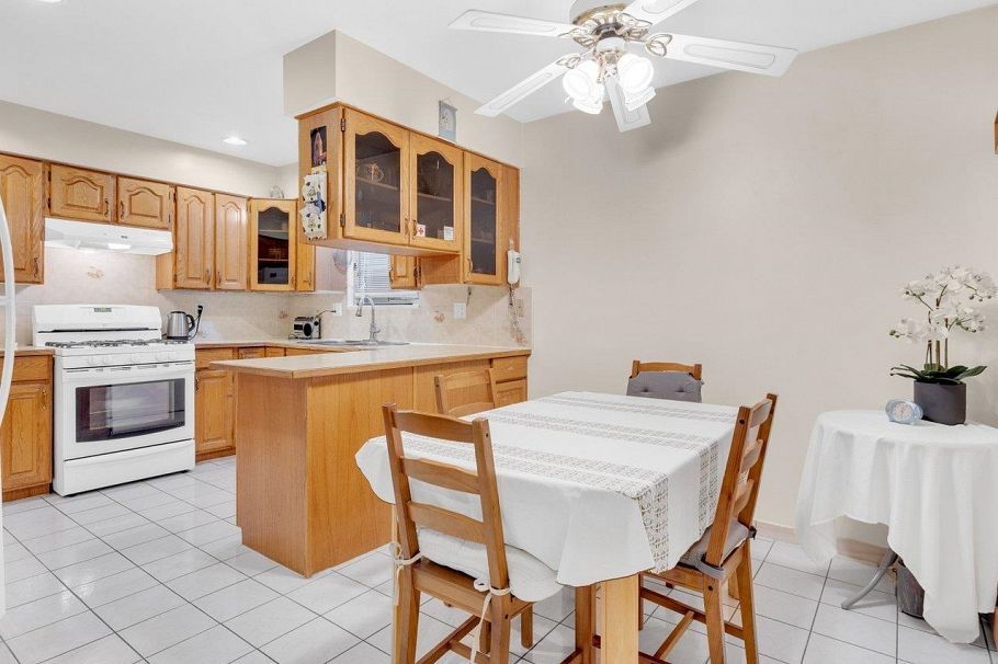 3288 E 5th Avenue Vancouver, BC - 14