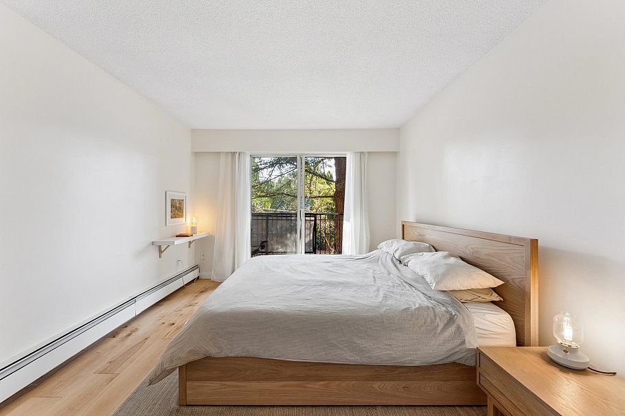 211 1385 Draycott Road North Vancouver, BC - 16