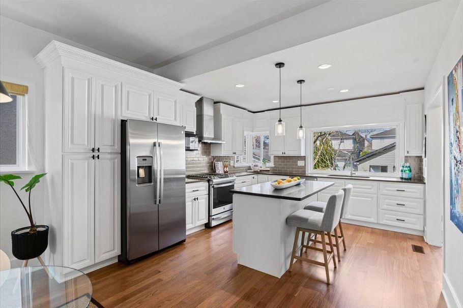 2755 W 42nd Avenue Vancouver, BC - 8