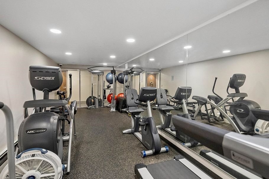 406 210 W 13 Street North Vancouver, BC - 19