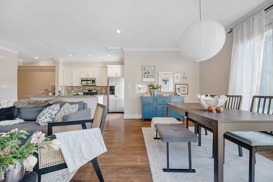 308 Seymour River Place North Vancouver, BC - 8