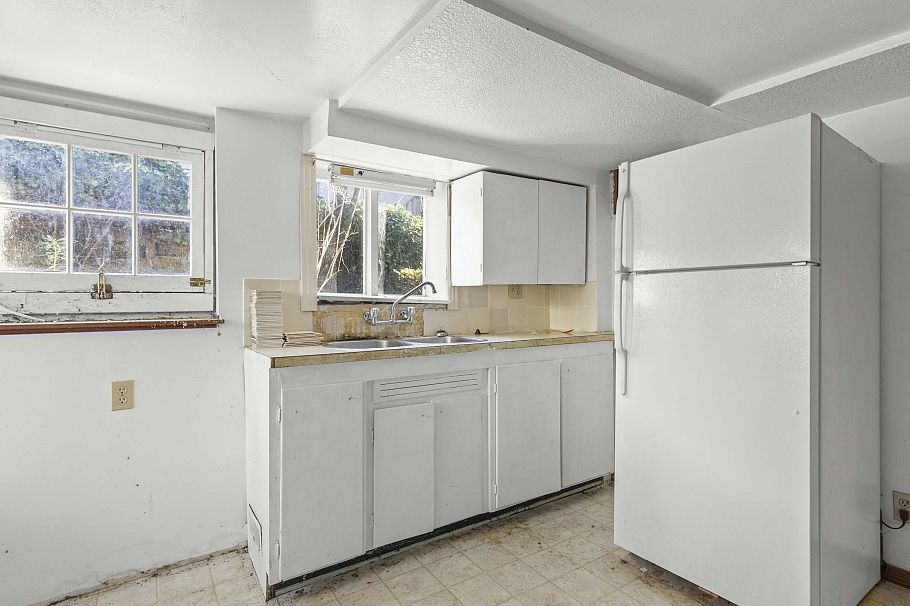 3449 Mayfair Avenue Vancouver, BC - 20