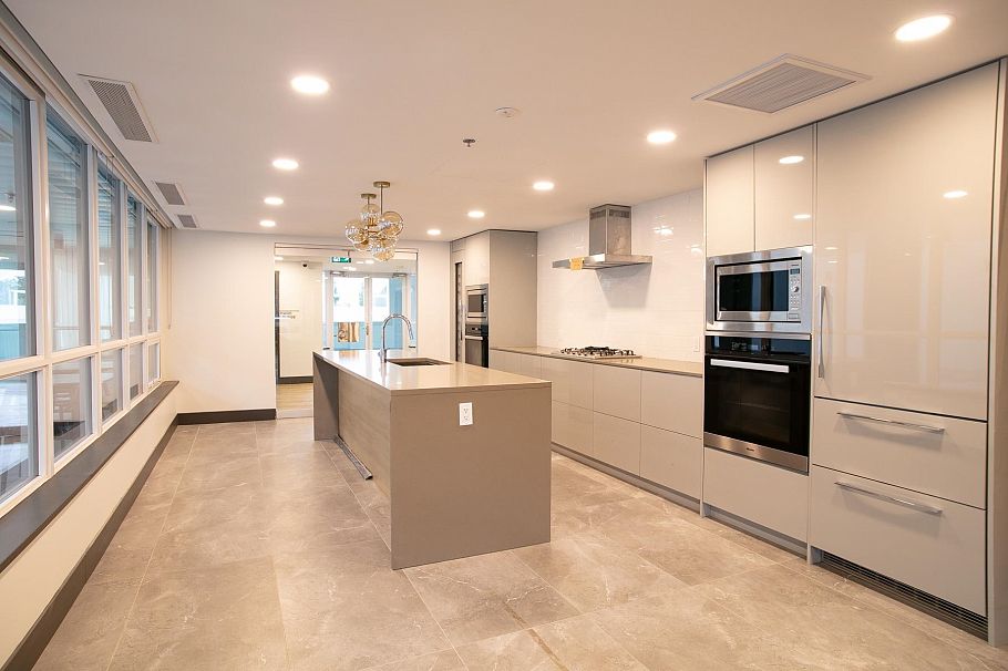 306 1675 Lions Gate Lane North Vancouver, BC - 5