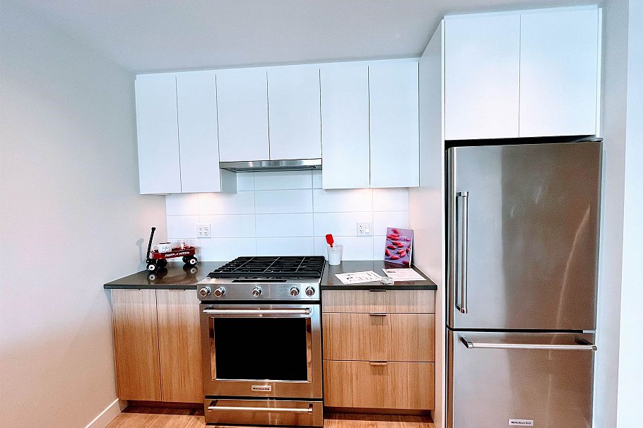 1205 3430 E Kent Avenue South Vancouver, BC - 14