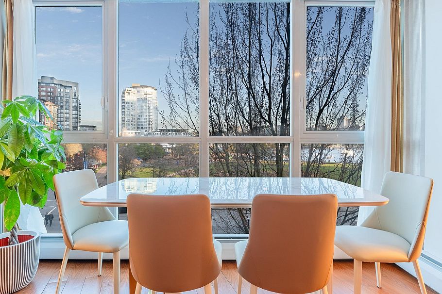 505 388 Drake Street Vancouver, BC - 2