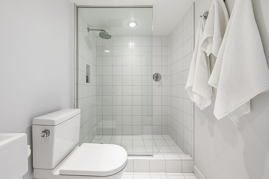 1806 1725 Pendrell Street Vancouver, BC - 18