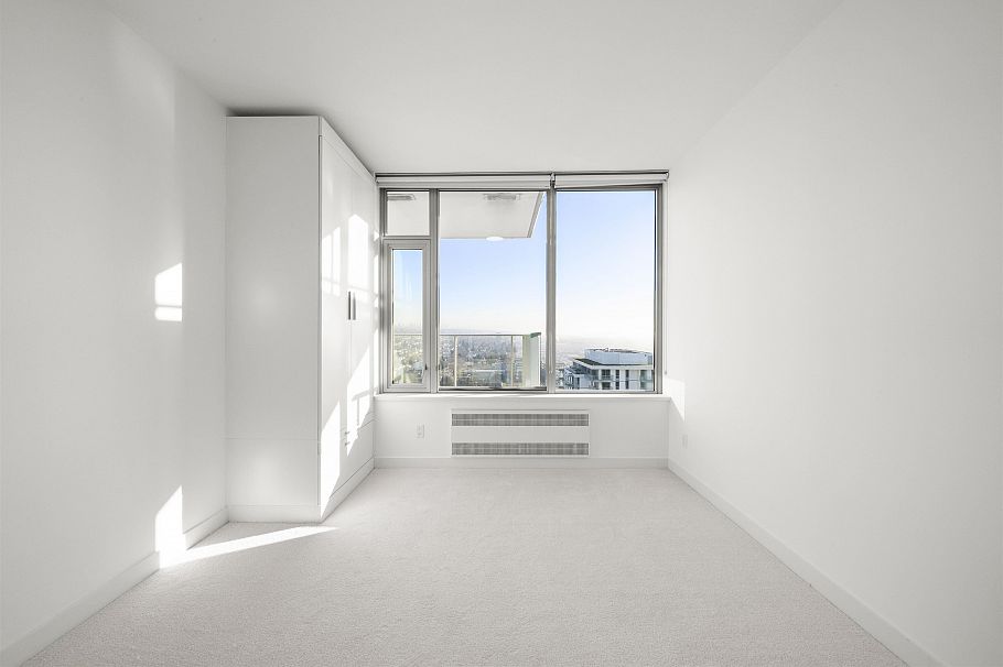 2402 8031 Nunavut Lane Vancouver, BC - 16