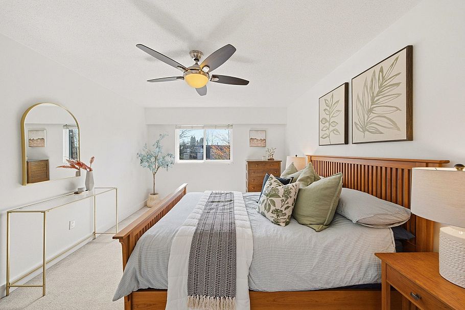 931 Old Lillooet Road North Vancouver, BC - 22