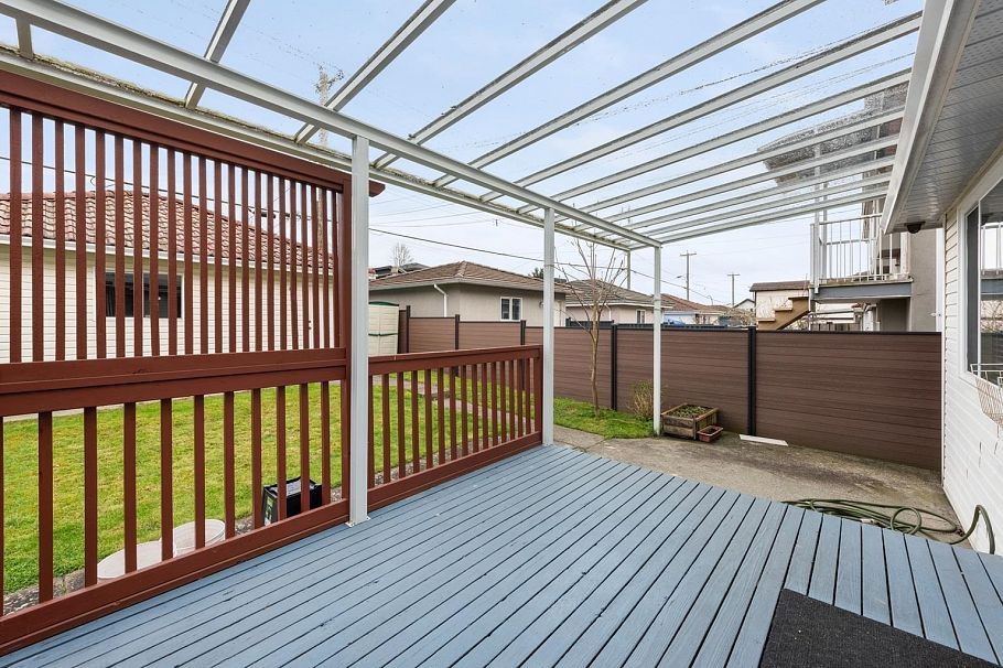 5756 Kerr Street Vancouver, BC - 24