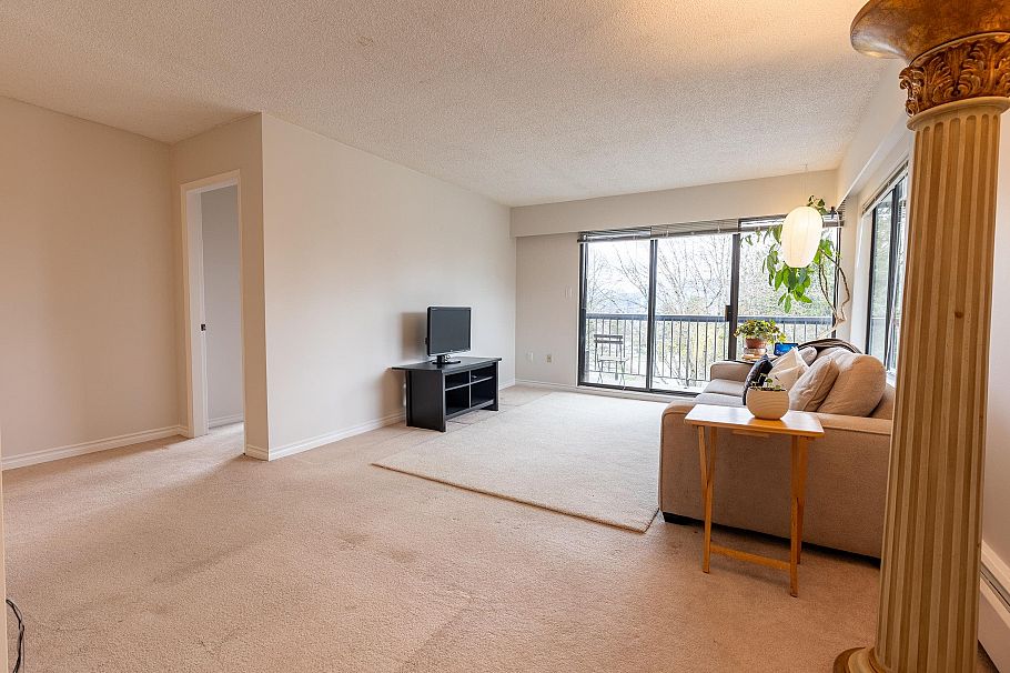 304 4345 Grange Street Burnaby, BC - 4