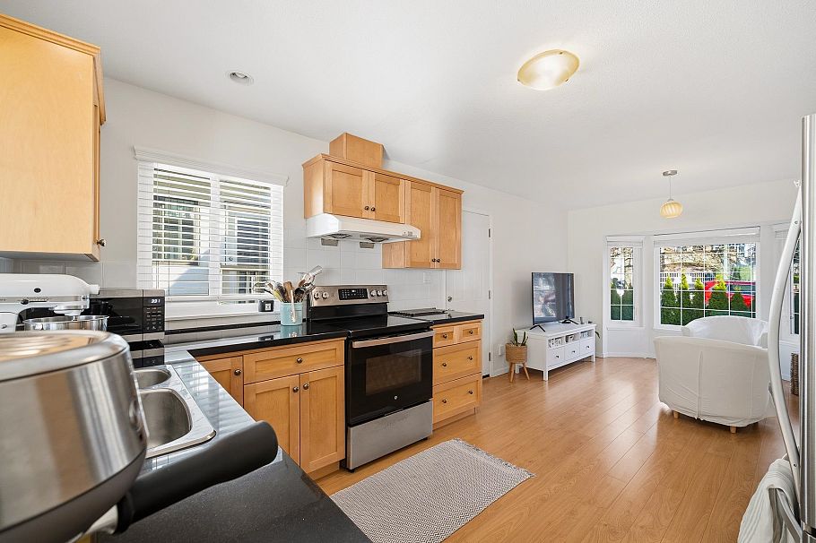 1309 Mahon Avenue North Vancouver, BC - 11