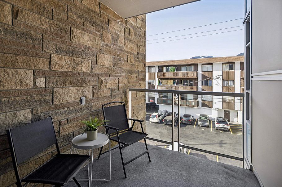 406 210 W 13 Street North Vancouver, BC - 18