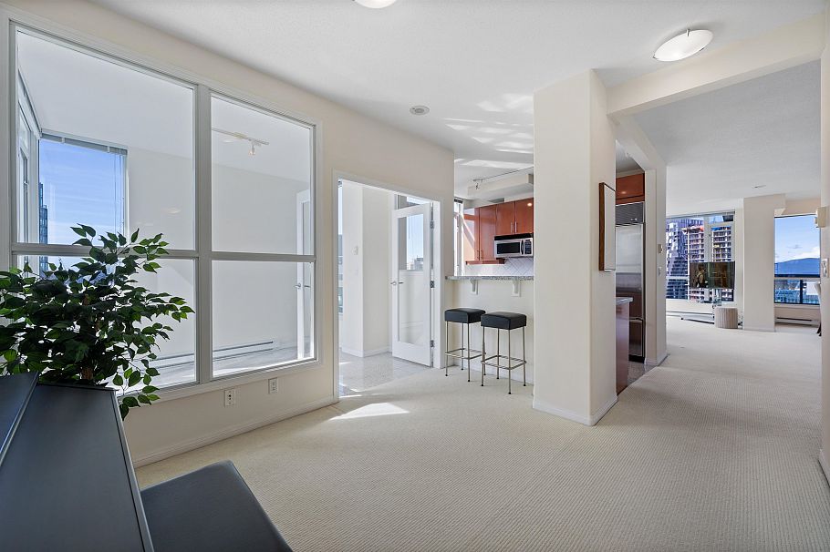 3601 1328 W Pender Street Vancouver, BC - 16