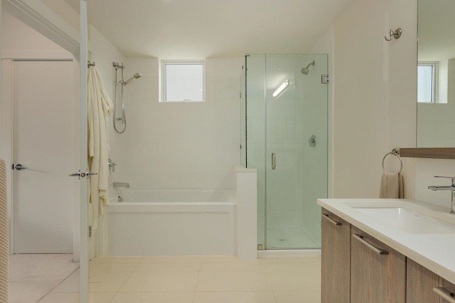 106 625 E 3rd Street North Vancouver, BC - 15