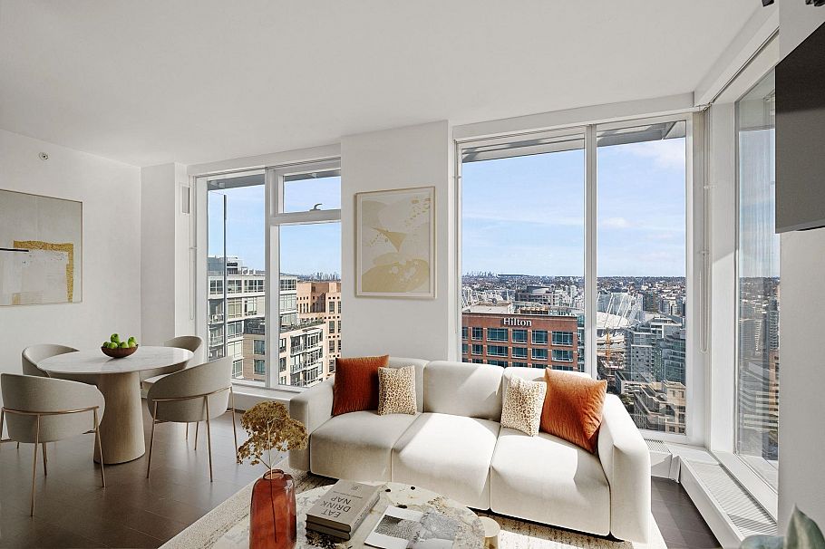 3511 777 Richards Street Vancouver, BC - 2